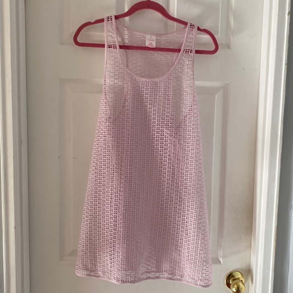 New powder pink netted beach cover up-smoke free home - Picture 1 of 3